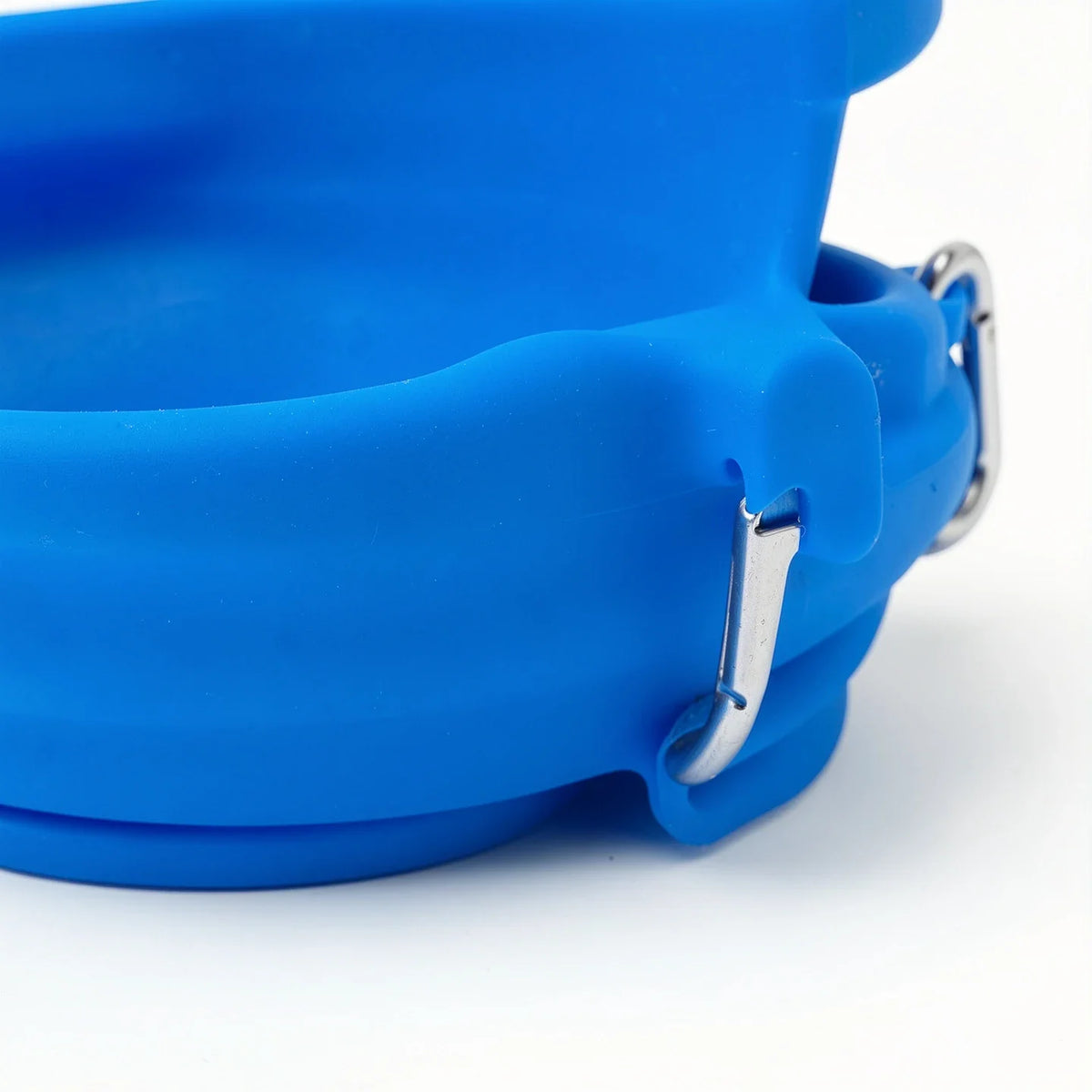 Travel bowl clipped onto a dog lead