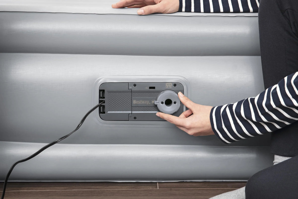 Bestway Wingback 17" Queen Air Mattress with Built-in Pump