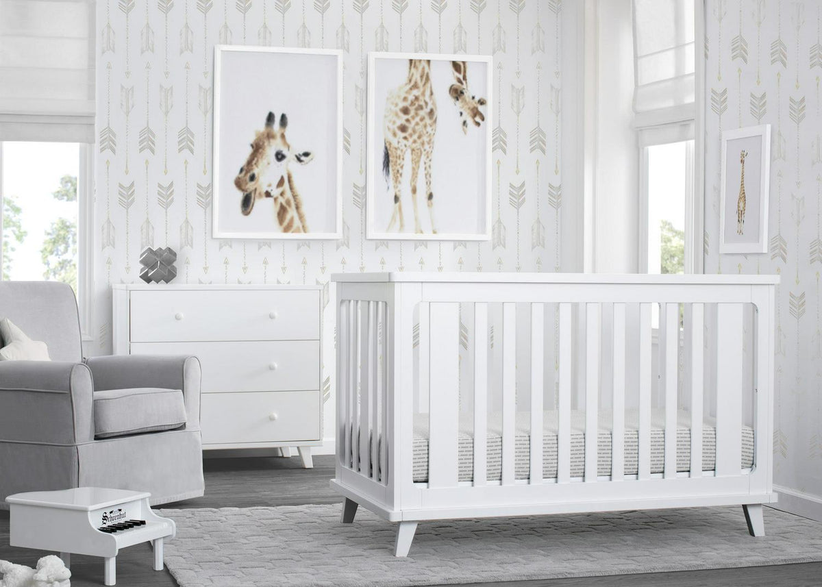 Delta Children Ava 3-in-1 Convertible Baby Crib. White